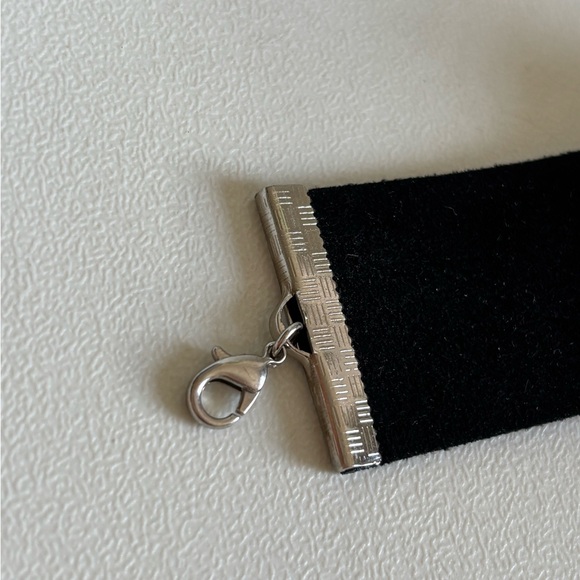 “Boooo” Chocker - Picture 2 of 3